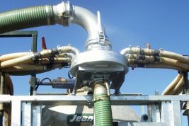 Hydraulic drift corrector